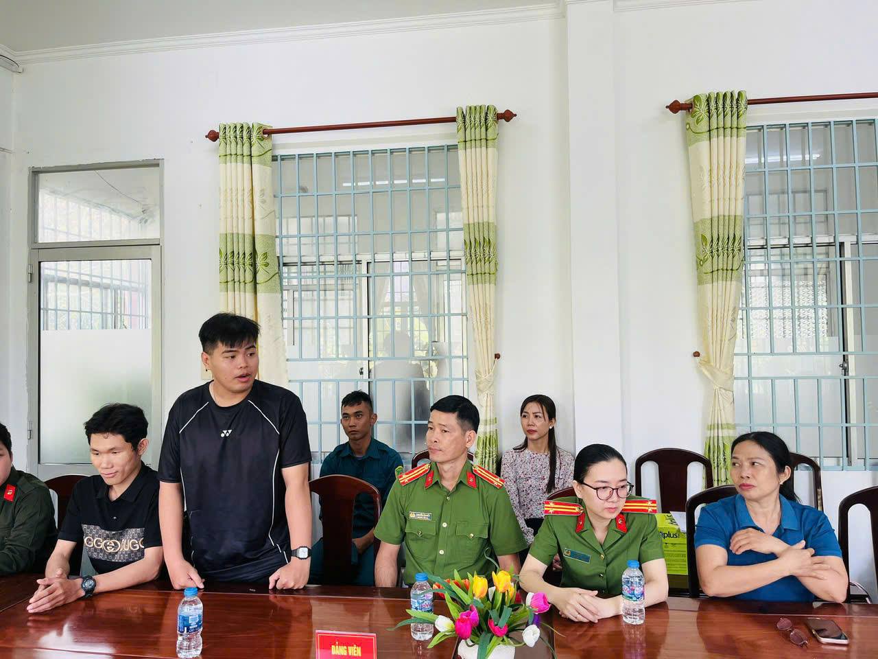 anh tin bai